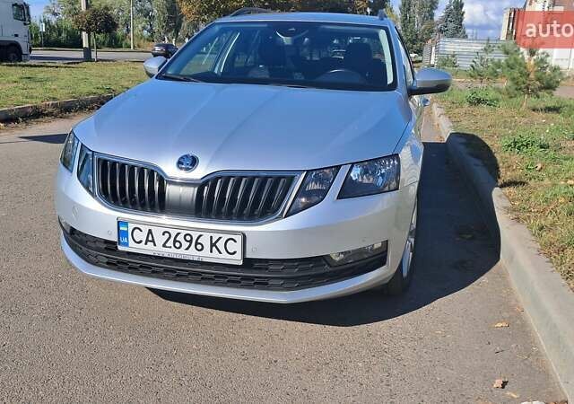 Сірий Шкода Октавія, об'ємом двигуна 1.97 л та пробігом 230 тис. км за 16500 $, фото 1 на Automoto.ua