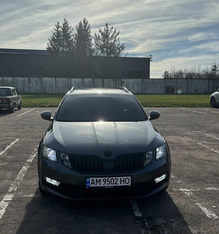 Серый Шкода Октавия, объемом двигателя 1.6 л и пробегом 286 тыс. км за 14000 $, фото 1 на Automoto.ua
