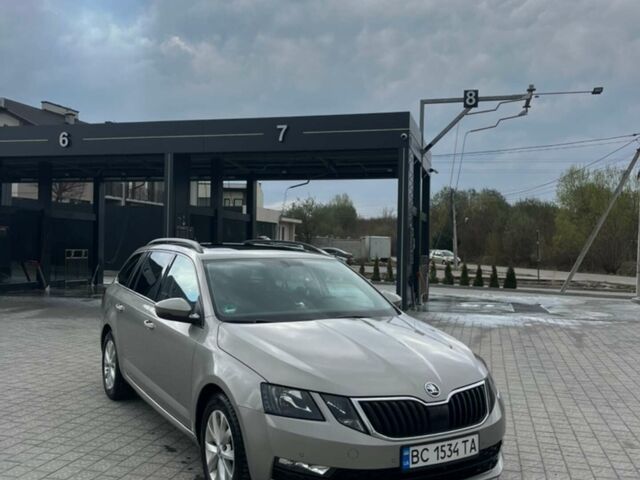 Серый Шкода Октавия, объемом двигателя 1.6 л и пробегом 209 тыс. км за 13500 $, фото 1 на Automoto.ua