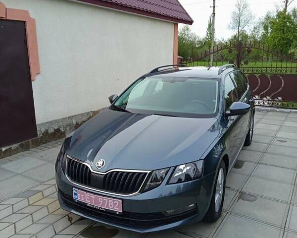 Серый Шкода Октавия, объемом двигателя 1.6 л и пробегом 294 тыс. км за 13900 $, фото 1 на Automoto.ua