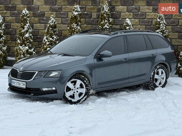 Серый Шкода Октавия, объемом двигателя 1.6 л и пробегом 291 тыс. км за 11999 $, фото 1 на Automoto.ua