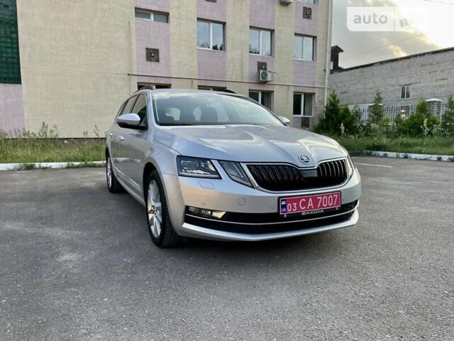 Серый Шкода Октавия, объемом двигателя 2 л и пробегом 180 тыс. км за 18899 $, фото 1 на Automoto.ua