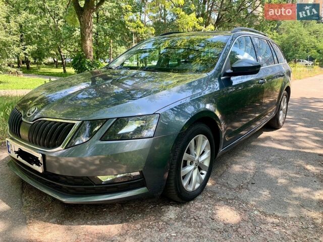 Сірий Шкода Октавія, об'ємом двигуна 1.6 л та пробігом 237 тис. км за 11999 $, фото 1 на Automoto.ua