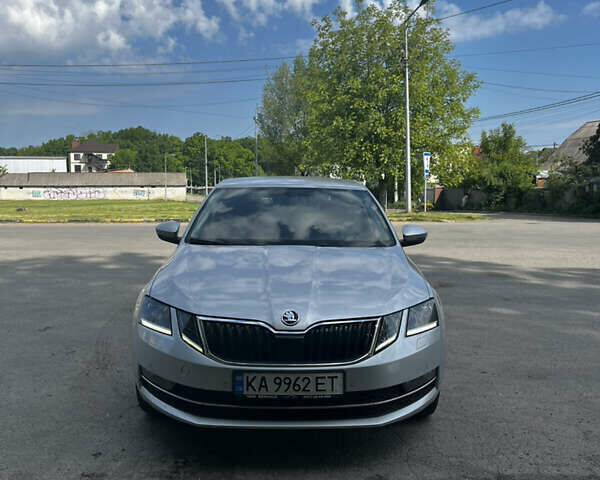 Сірий Шкода Октавія, об'ємом двигуна 1.97 л та пробігом 120 тис. км за 17300 $, фото 1 на Automoto.ua