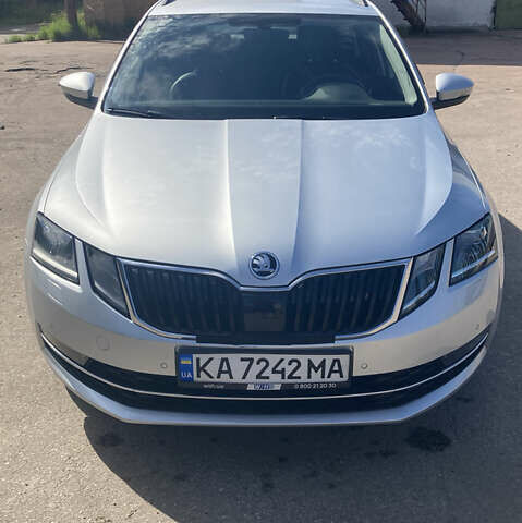 Серый Шкода Октавия, объемом двигателя 1.5 л и пробегом 130 тыс. км за 17800 $, фото 1 на Automoto.ua