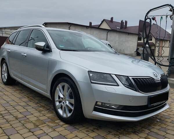 Серый Шкода Октавия, объемом двигателя 1.98 л и пробегом 220 тыс. км за 18900 $, фото 1 на Automoto.ua