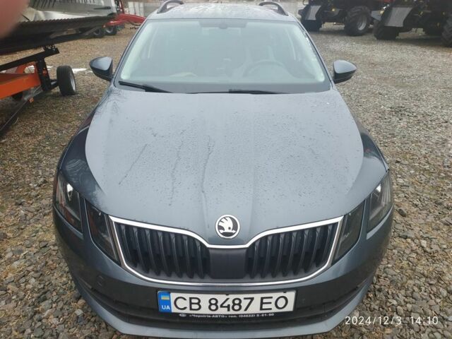 Серый Шкода Октавия, объемом двигателя 1.6 л и пробегом 220 тыс. км за 13100 $, фото 1 на Automoto.ua