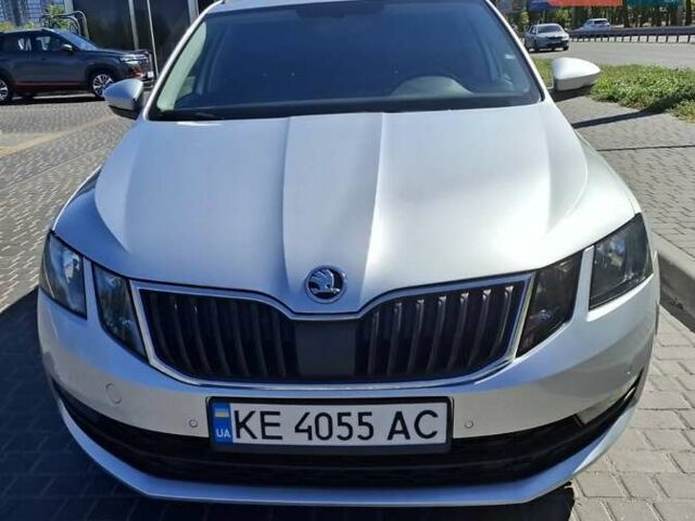 Сірий Шкода Октавія, об'ємом двигуна 1 л та пробігом 191 тис. км за 17500 $, фото 1 на Automoto.ua