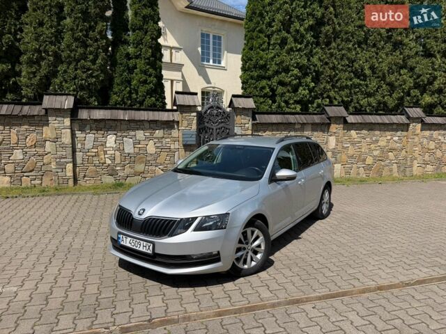 Серый Шкода Октавия, объемом двигателя 1.6 л и пробегом 286 тыс. км за 13500 $, фото 1 на Automoto.ua