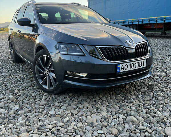 Серый Шкода Октавия, объемом двигателя 1.97 л и пробегом 250 тыс. км за 17300 $, фото 1 на Automoto.ua