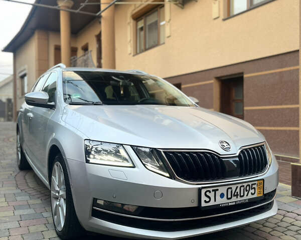 Серый Шкода Октавия, объемом двигателя 1.97 л и пробегом 255 тыс. км за 16999 $, фото 1 на Automoto.ua