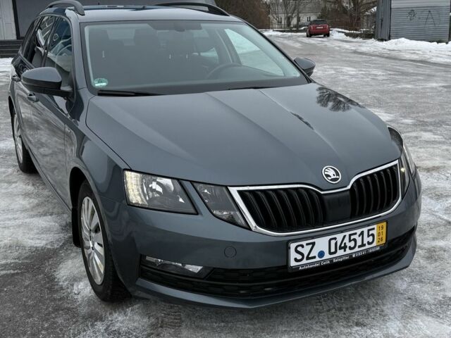 Серый Шкода Октавия, объемом двигателя 1.6 л и пробегом 274 тыс. км за 14500 $, фото 1 на Automoto.ua