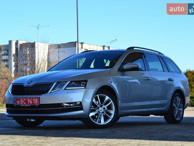 Серый Шкода Октавия, объемом двигателя 0 л и пробегом 210 тыс. км за 13899 $, фото 1 на Automoto.ua