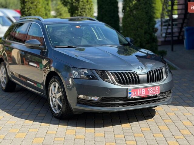 Сірий Шкода Октавія, об'ємом двигуна 1.6 л та пробігом 207 тис. км за 13850 $, фото 1 на Automoto.ua