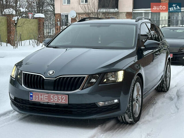 Сірий Шкода Октавія, об'ємом двигуна 1.6 л та пробігом 158 тис. км за 14999 $, фото 1 на Automoto.ua