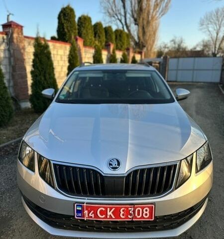 Серый Шкода Октавия, объемом двигателя 1.6 л и пробегом 181 тыс. км за 14900 $, фото 1 на Automoto.ua