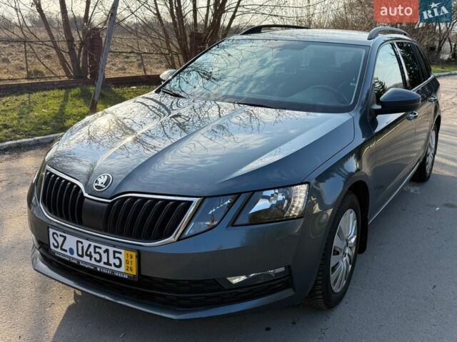 Серый Шкода Октавия, объемом двигателя 1.6 л и пробегом 274 тыс. км за 14200 $, фото 1 на Automoto.ua