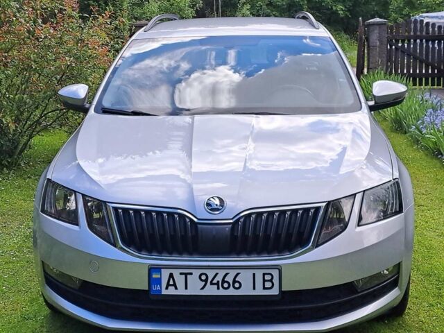 Сірий Шкода Октавія, об'ємом двигуна 1.6 л та пробігом 190 тис. км за 14750 $, фото 1 на Automoto.ua