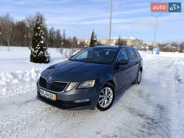 Серый Шкода Октавия, объемом двигателя 1.6 л и пробегом 282 тыс. км за 14900 $, фото 1 на Automoto.ua
