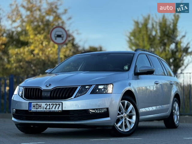 Сірий Шкода Октавія, об'ємом двигуна 2 л та пробігом 169 тис. км за 15900 $, фото 1 на Automoto.ua