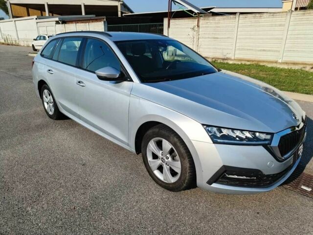 Серый Шкода Октавия, объемом двигателя 0 л и пробегом 197 тыс. км за 7900 $, фото 1 на Automoto.ua