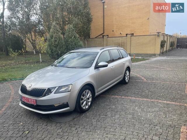 Сірий Шкода Октавія, об'ємом двигуна 1.6 л та пробігом 189 тис. км за 15499 $, фото 1 на Automoto.ua