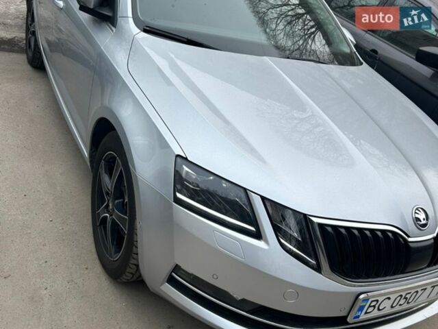 Сірий Шкода Октавія, об'ємом двигуна 1.97 л та пробігом 235 тис. км за 17500 $, фото 1 на Automoto.ua