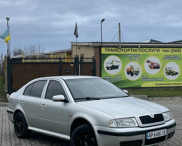 Серый Шкода Октавия, объемом двигателя 1.78 л и пробегом 250 тыс. км за 3600 $, фото 1 на Automoto.ua