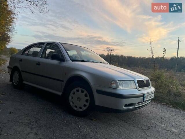 Шкода Октавія 1998 у Вінниці на Automoto.ua Сірий Шкода Октавія, об'ємом двигуна 1.6 л та пробігом 552 тис. км за 3500 $, фото 1 на Automoto.ua