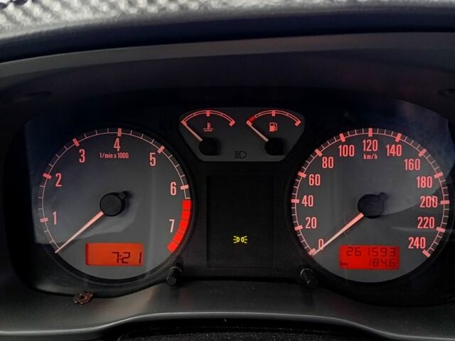Серый Шкода Октавия, объемом двигателя 1.8 л и пробегом 261 тыс. км за 3300 $, фото 1 на Automoto.ua