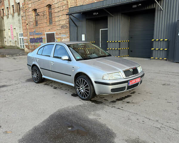Шкода Октавия 2001 в Ахтырке на Automoto.ua Серый Шкода Октавия, объемом двигателя 1.6 л и пробегом 194 тыс. км за 5250 $, фото 1 на Automoto.ua
