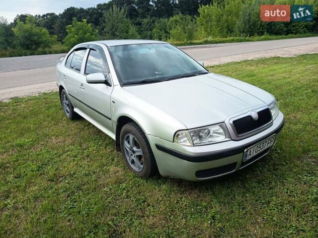 Сірий Шкода Октавія, об'ємом двигуна 2 л та пробігом 367 тис. км за 3800 $, фото 1 на Automoto.ua