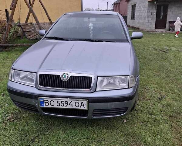 Серый Шкода Октавия, объемом двигателя 1.6 л и пробегом 250 тыс. км за 3850 $, фото 1 на Automoto.ua