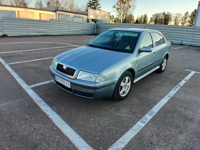 Серый Шкода Октавия, объемом двигателя 1.6 л и пробегом 166 тыс. км за 5000 $, фото 1 на Automoto.ua