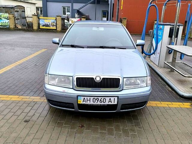 Серый Шкода Октавия, объемом двигателя 1.8 л и пробегом 200 тыс. км за 3700 $, фото 1 на Automoto.ua