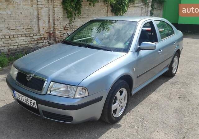 Шкода Октавія 2002 у Чернігові на Automoto.ua Сірий Шкода Октавія, об'ємом двигуна 1.6 л та пробігом 156 тис. км за 5795 $, фото 1 на Automoto.ua