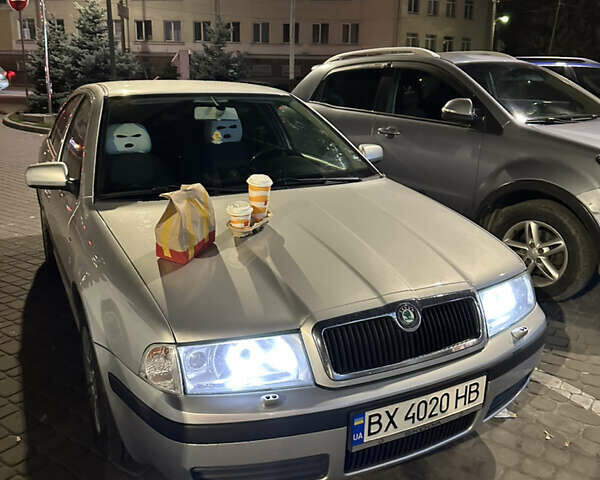 Серый Шкода Октавия, объемом двигателя 1.6 л и пробегом 252 тыс. км за 5200 $, фото 1 на Automoto.ua