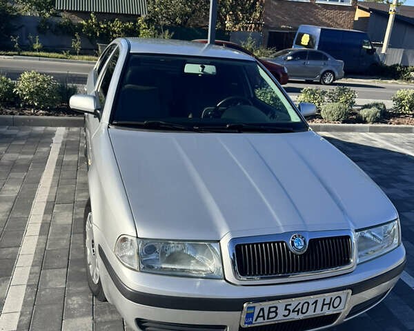 Сірий Шкода Октавія, об'ємом двигуна 1.6 л та пробігом 87 тис. км за 5500 $, фото 1 на Automoto.ua