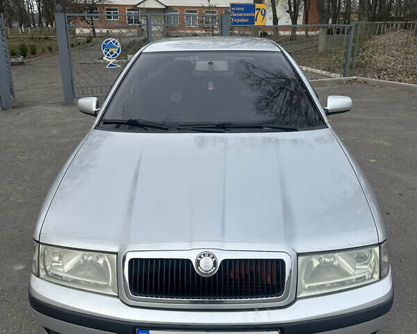 Сірий Шкода Октавія, об'ємом двигуна 1.6 л та пробігом 240 тис. км за 4500 $, фото 1 на Automoto.ua