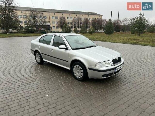 Серый Шкода Октавия, объемом двигателя 1.6 л и пробегом 155 тыс. км за 4999 $, фото 1 на Automoto.ua