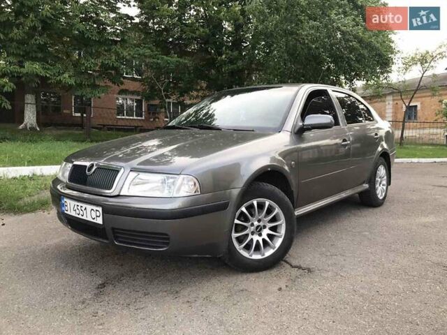Серый Шкода Октавия, объемом двигателя 1.6 л и пробегом 390 тыс. км за 4150 $, фото 1 на Automoto.ua