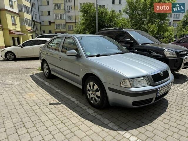 Серый Шкода Октавия, объемом двигателя 1.6 л и пробегом 144 тыс. км за 5500 $, фото 1 на Automoto.ua