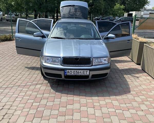 Серый Шкода Октавия, объемом двигателя 1.6 л и пробегом 145 тыс. км за 4800 $, фото 1 на Automoto.ua