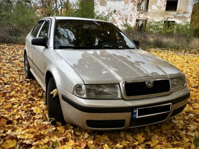 Сірий Шкода Октавія, об'ємом двигуна 1.6 л та пробігом 3 тис. км за 4100 $, фото 1 на Automoto.ua