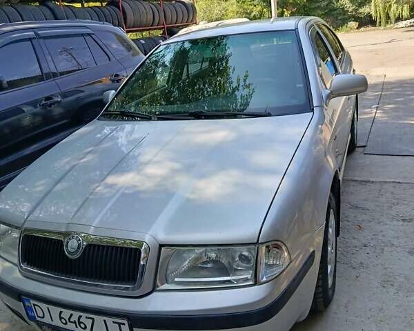 Серый Шкода Октавия, объемом двигателя 1.6 л и пробегом 273 тыс. км за 3500 $, фото 1 на Automoto.ua
