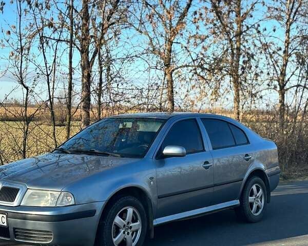 Серый Шкода Октавия, объемом двигателя 2 л и пробегом 161 тыс. км за 4800 $, фото 1 на Automoto.ua