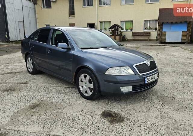 Серый Шкода Октавия, объемом двигателя 1.9 л и пробегом 436 тыс. км за 4999 $, фото 1 на Automoto.ua
