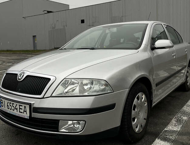 Серый Шкода Октавия, объемом двигателя 1.6 л и пробегом 296 тыс. км за 6000 $, фото 1 на Automoto.ua