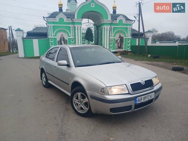 Серый Шкода Октавия, объемом двигателя 1.6 л и пробегом 365 тыс. км за 3300 $, фото 1 на Automoto.ua