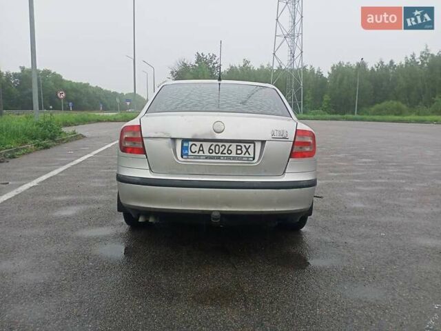 Шкода Октавія 2005 у Вінниці на Automoto.ua Сірий Шкода Октавія, об'ємом двигуна 1.9 л та пробігом 453 тис. км за 4000 $, фото 1 на Automoto.ua